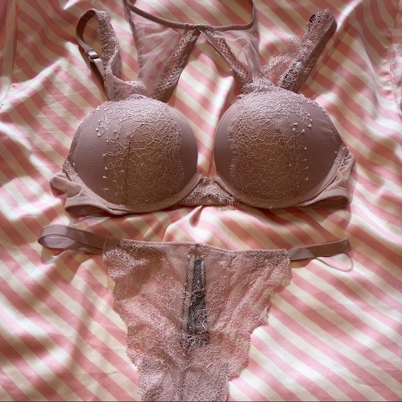 Very Sexy 32B Bra + Matching Panty Small